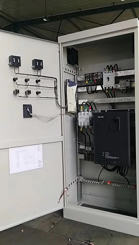 申工电气SGKB变频控制柜内部实拍